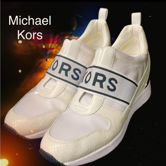 KORS Michael Kors Shoes - MICHAEL KORS CROC LEATHER LOGO HIGH TOP PLATFORM SNEAKERS - 8.5 - NEW !!🔥👟